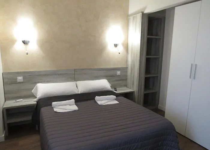 Hostal El Encuentro *